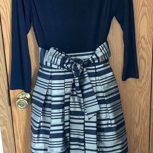 Holiday Dress- Jessica Howard - size 8